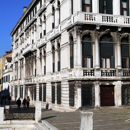Appartamento In Palazzo Storico A Venezia Centro Exterior foto